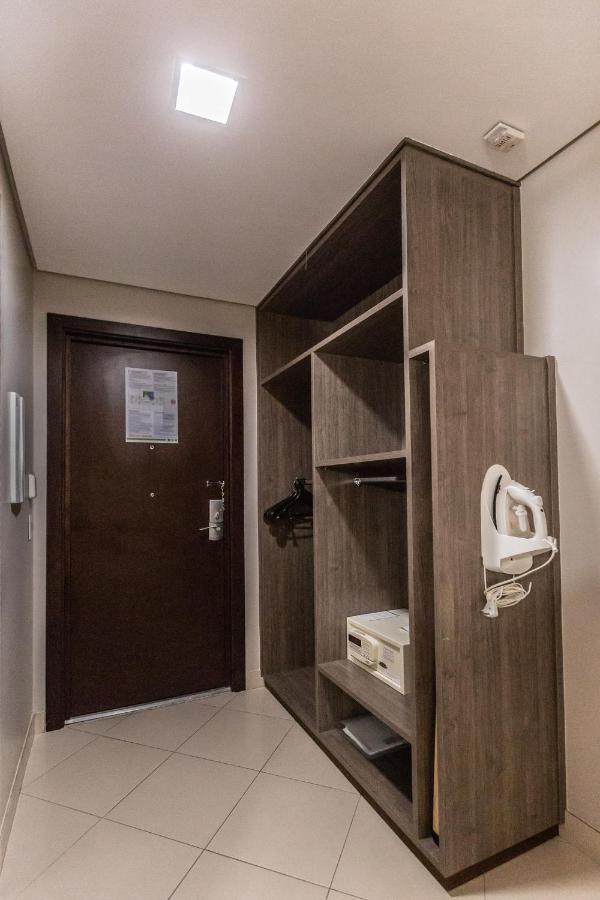 Hotel Inter Cuiaba Exterior photo A room at the hotel