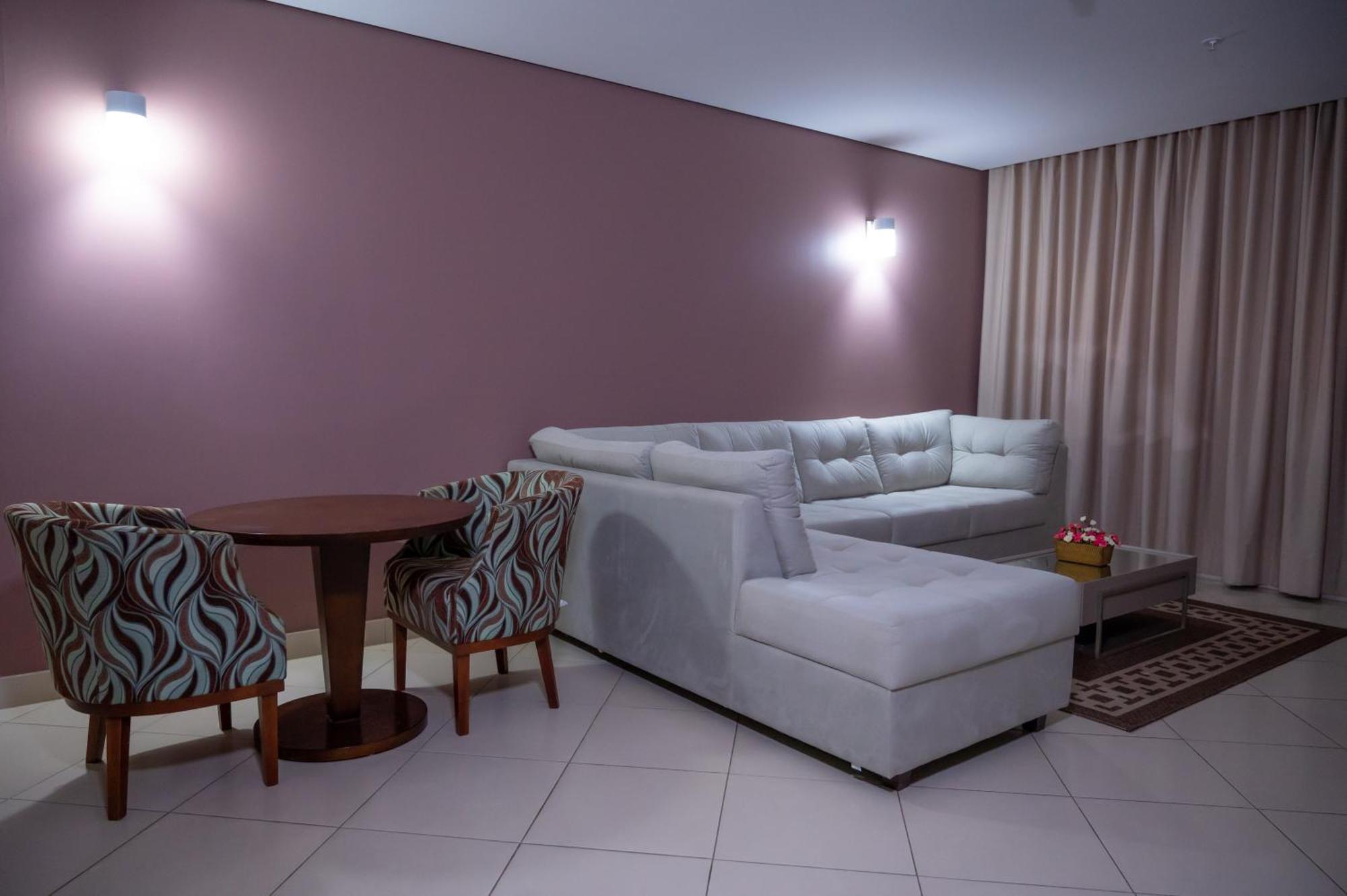 Hotel Inter Cuiaba Exterior photo A living room